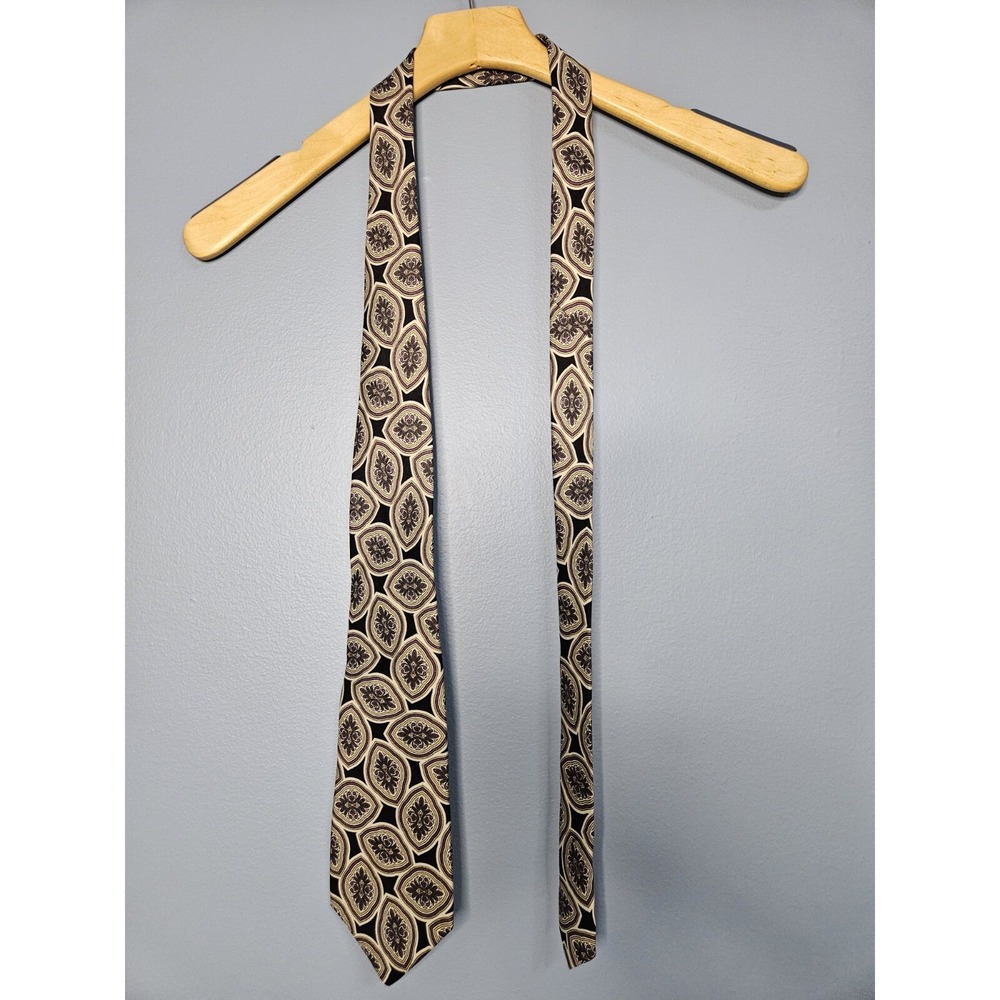 Saks Fifth Avenue Pure Silk Medallion Tie Purple Gold Made in USA Luxury